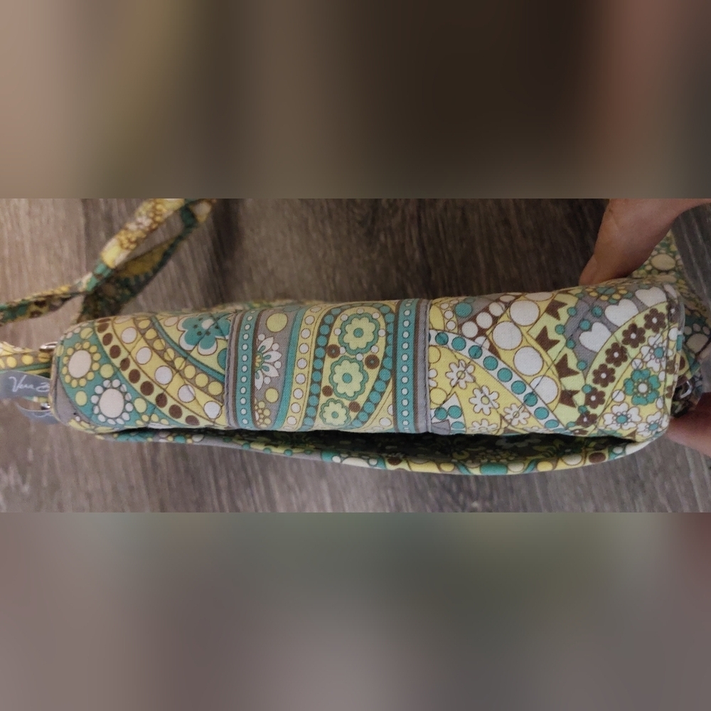 Vera Bradley Crossbody Lemon Parfait Paisley Rachel Quilted Colorful Bag Purse - Picture 4 of 6
